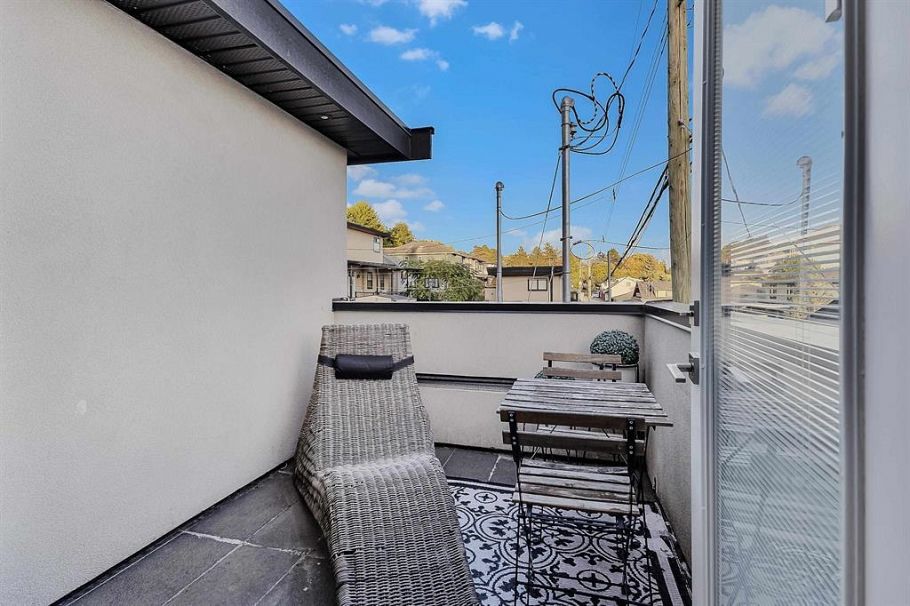 1412 E 63rd Avenue Vancouver, BC - 33