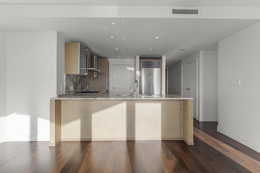 3308 1111 Alberni Street Vancouver, BC - 21