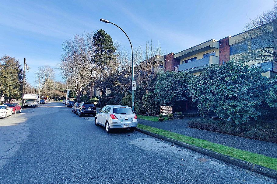 108 1420 E 7th Avenue Vancouver, BC - 22