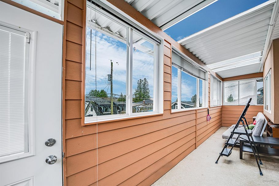 742 E 51st Avenue Vancouver, BC - 20