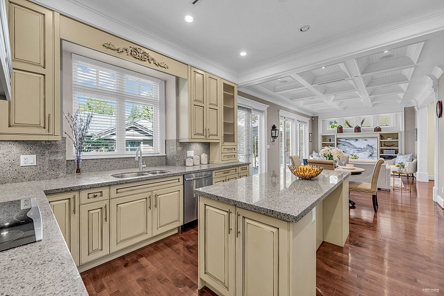 2069 W 28th Avenue Vancouver, BC - 20