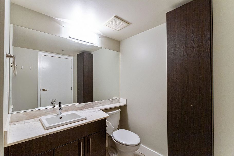 310 1633 Mackay Avenue North Vancouver, BC - 15