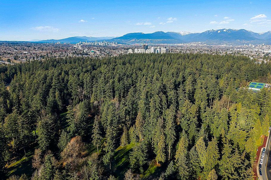55 6523 Chambord Place Vancouver, BC - 40