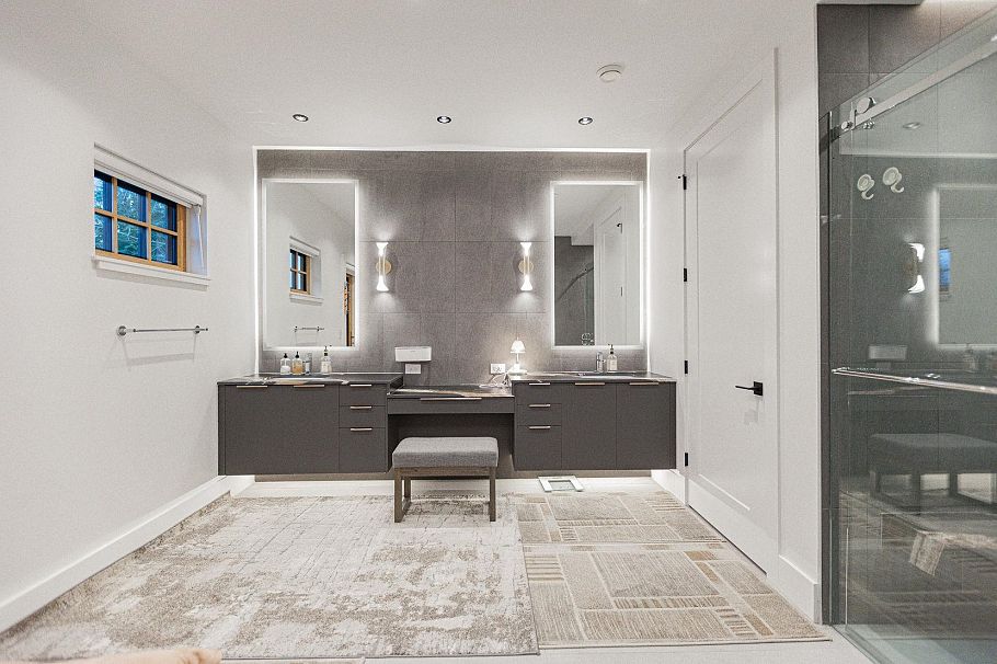 2051 W King Edward Avenue Vancouver, BC - 5