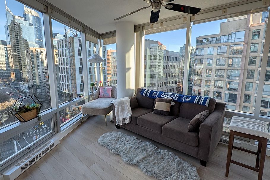 1202 1003 Burnaby Street Vancouver, BC - 10