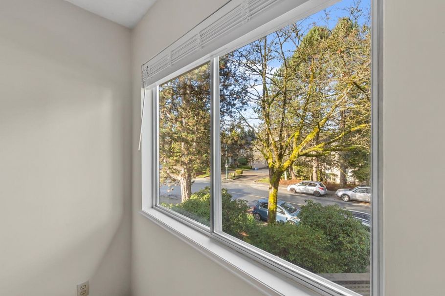 912 Roche Point Drive North Vancouver, BC - 21