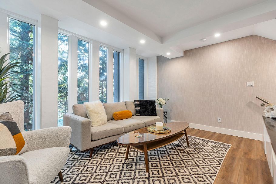 4 328 E 2nd Street North Vancouver, BC - 21