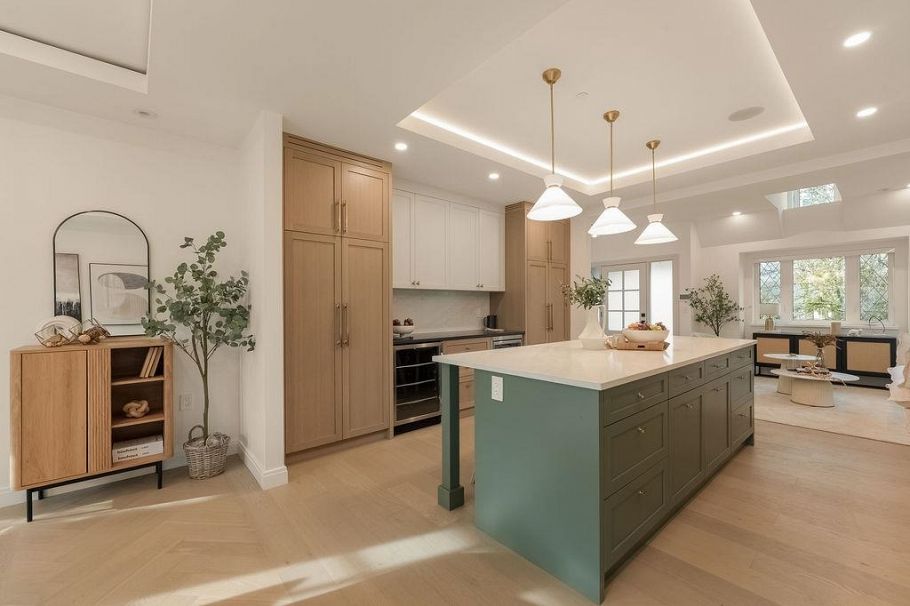 2542 Grant Street Vancouver, BC - 11