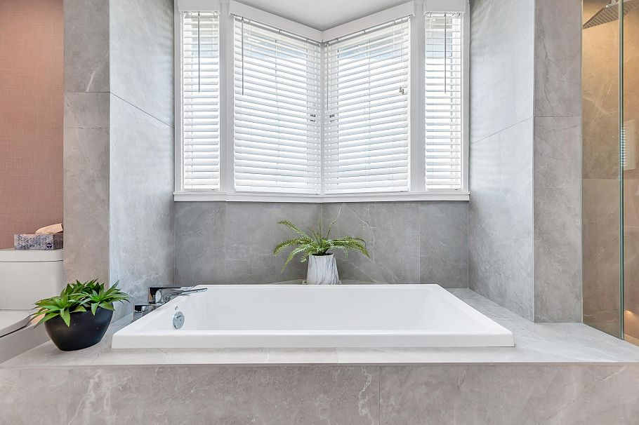 4 328 E 2nd Street North Vancouver, BC - 25