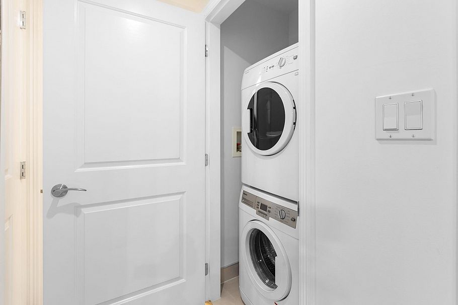 807 1211 Melville Street Vancouver, BC - 16