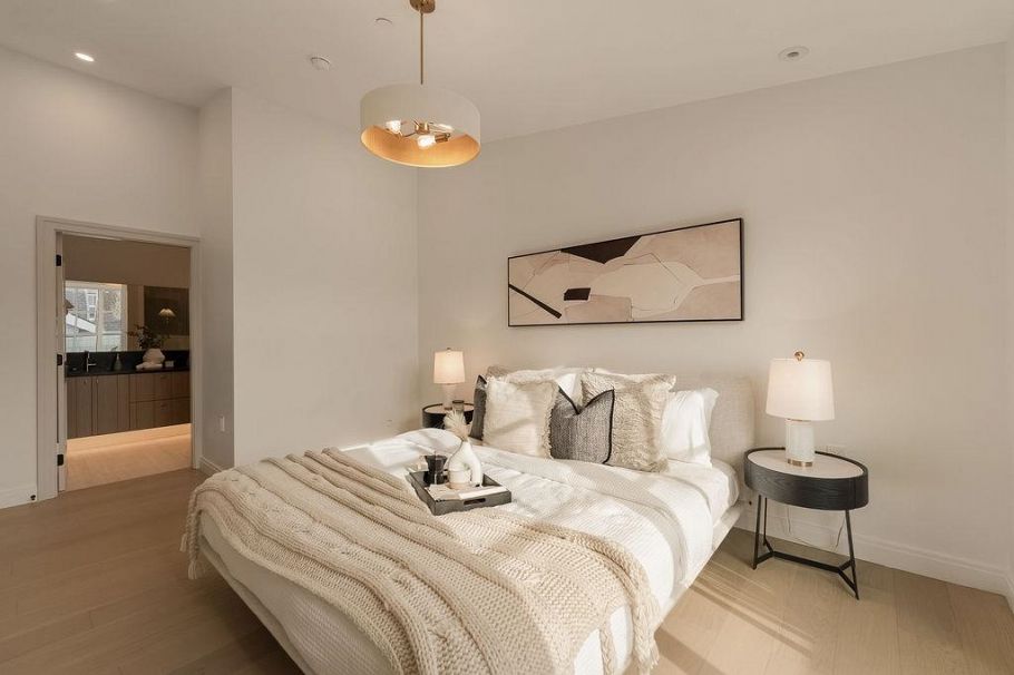 2542 Grant Street Vancouver, BC - 23