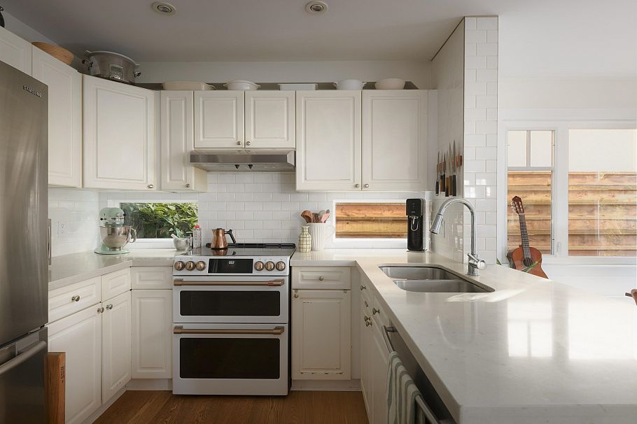 3260 W 8th Avenue Vancouver, BC - 14