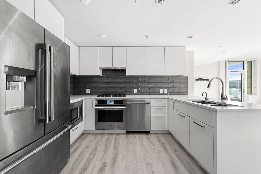 609 3451 Sawmill Crescent Vancouver, BC - 9