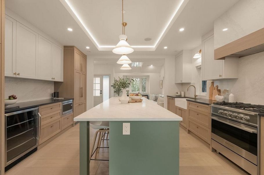 2542 Grant Street Vancouver, BC - 12