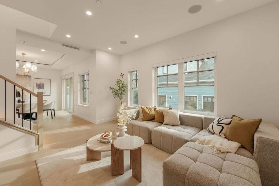 2542 Grant Street Vancouver, BC - 17