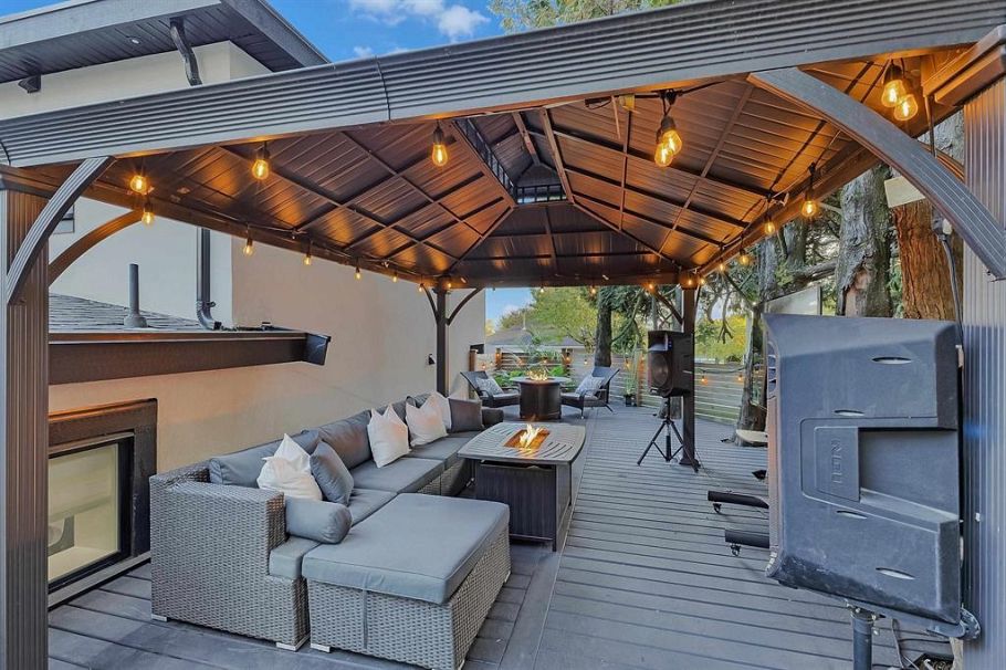 1412 E 63rd Avenue Vancouver, BC - 35