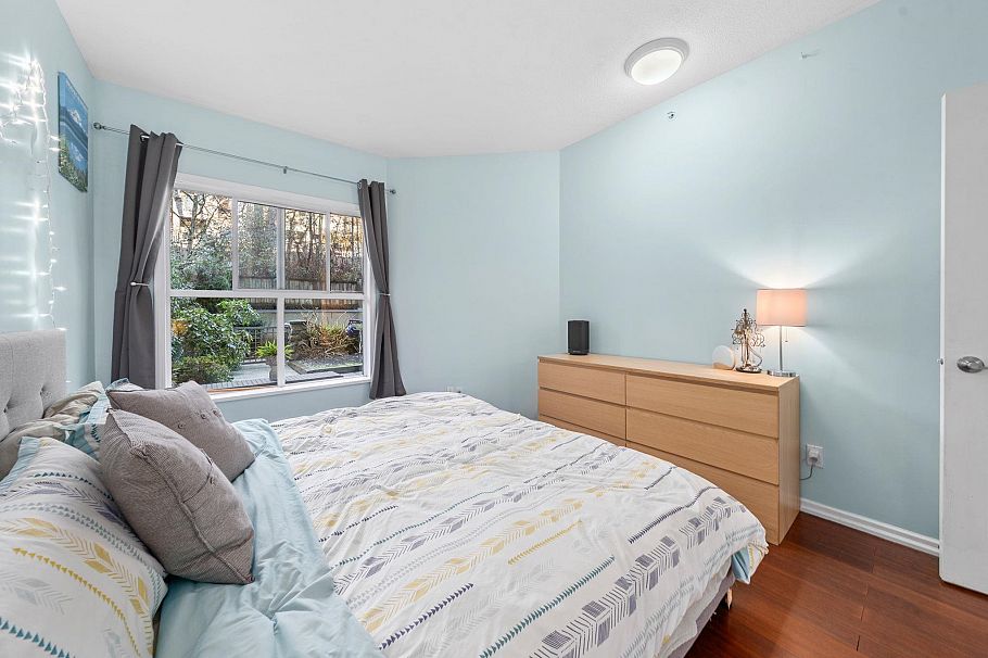 215 3600 Windcrest Drive North Vancouver, BC - 19