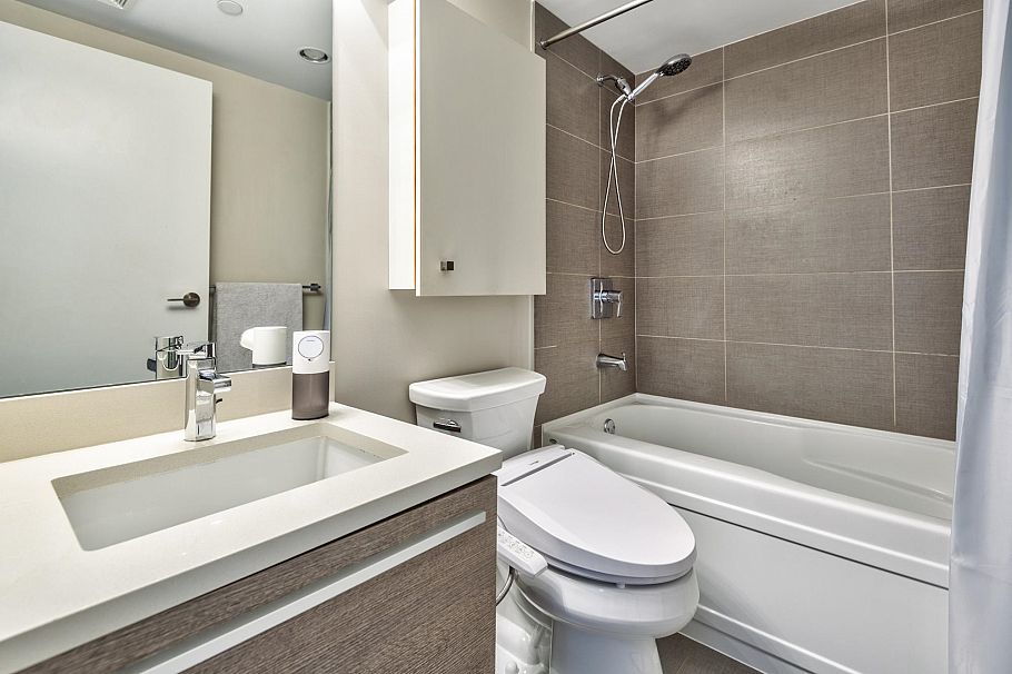 502 1323 Homer Street Vancouver, BC - 27