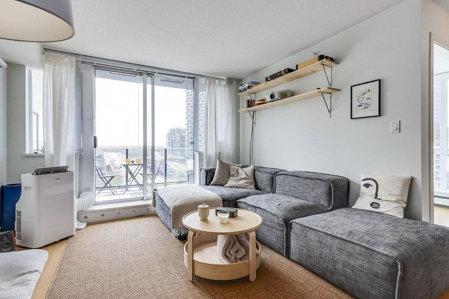 912 1325 Rolston Street Vancouver, BC - 3