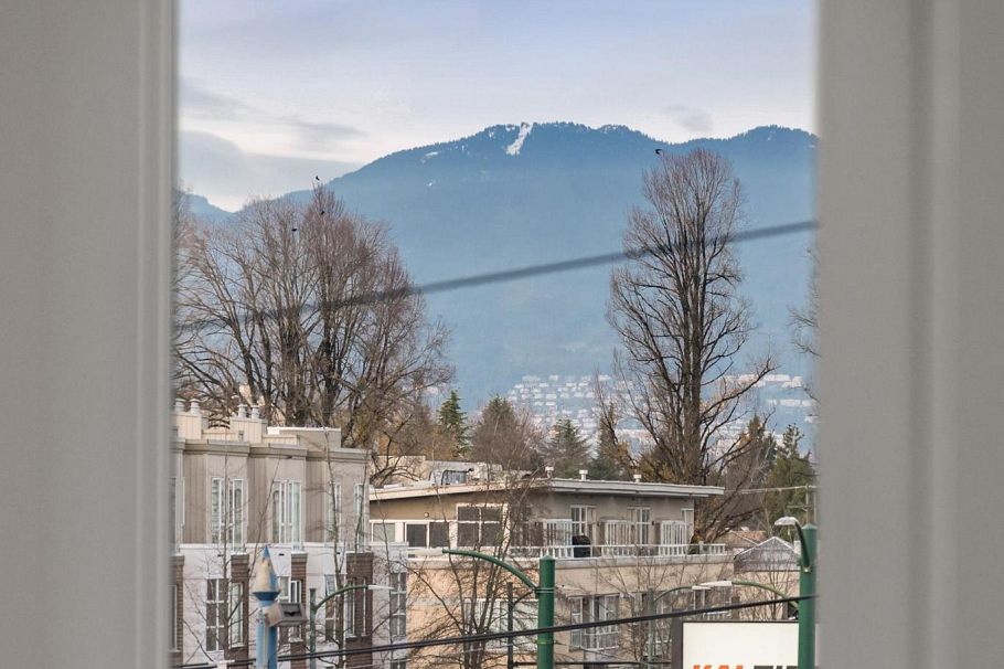 302 2888 Arbutus Street Vancouver, BC - 30