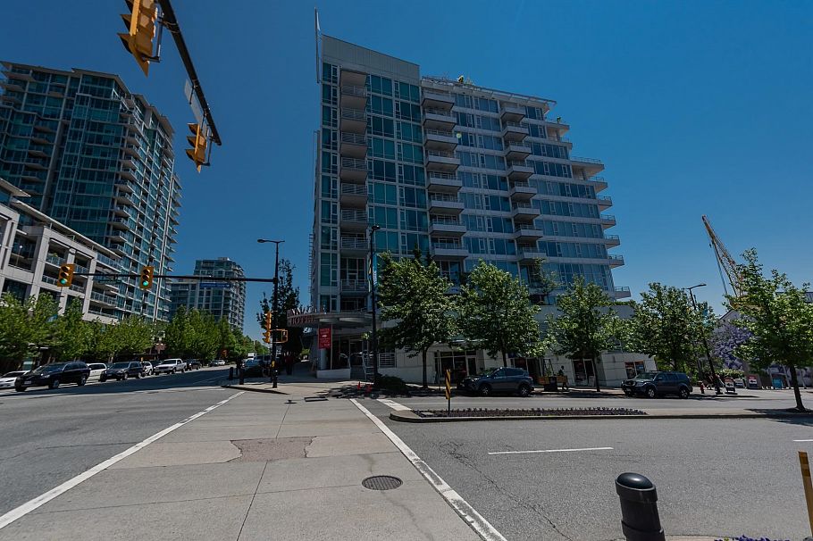 1003 133 E Esplanade North Vancouver, BC - 31