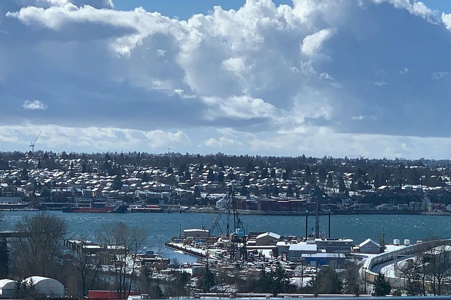 1604 1401 Hunter Street North Vancouver, BC - 9