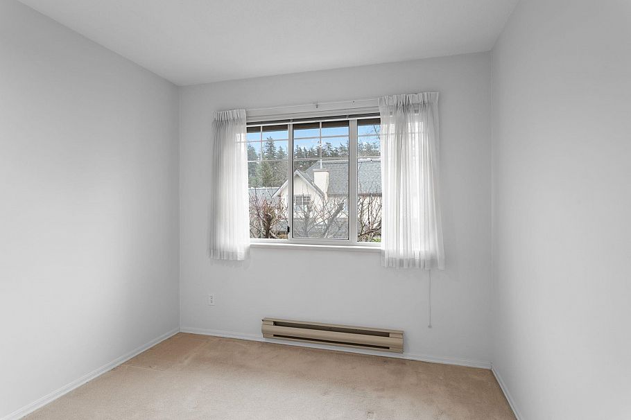 55 6523 Chambord Place Vancouver, BC - 28