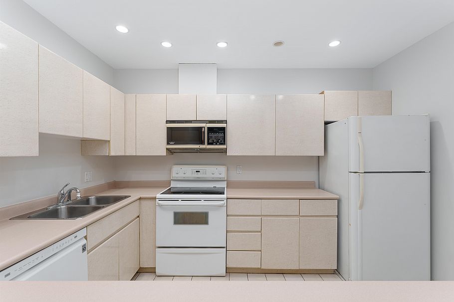 1108 1177 Hornby Street Vancouver, BC - 16