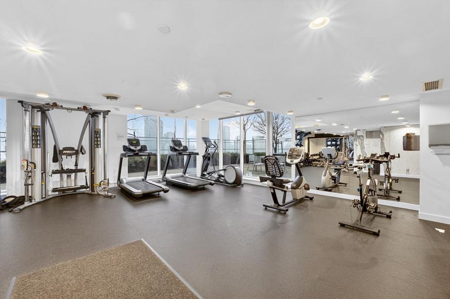 2701 1111 Richards Street Vancouver, BC - 18