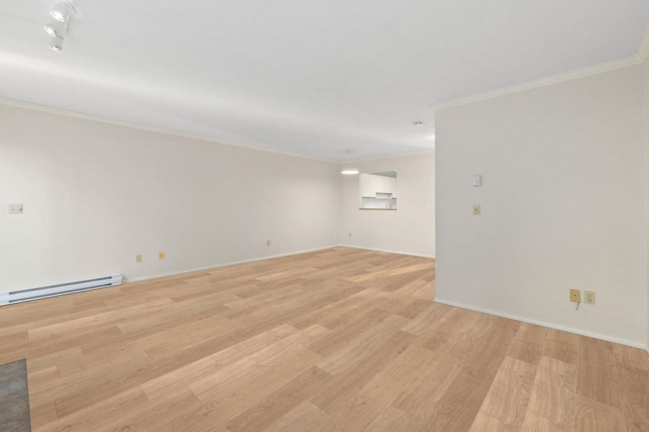 912 Roche Point Drive North Vancouver, BC - 8