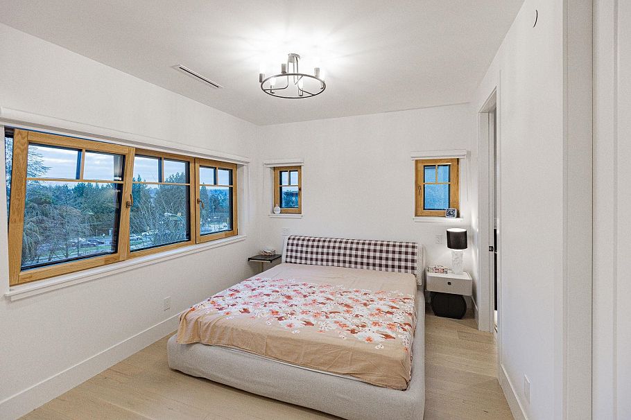 2051 W King Edward Avenue Vancouver, BC - 36