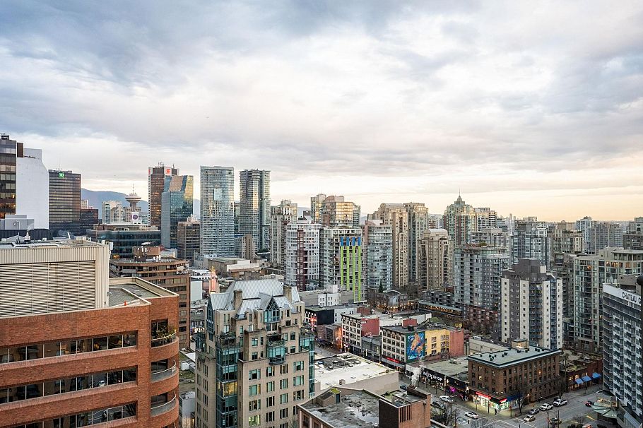 2602 1189 Howe Street Vancouver, BC - 9