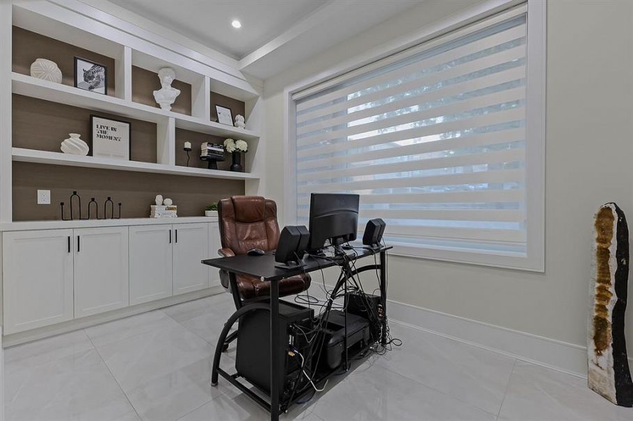 1412 E 63rd Avenue Vancouver, BC - 14