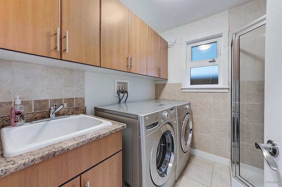 6167 Commercial Street Vancouver, BC - 21