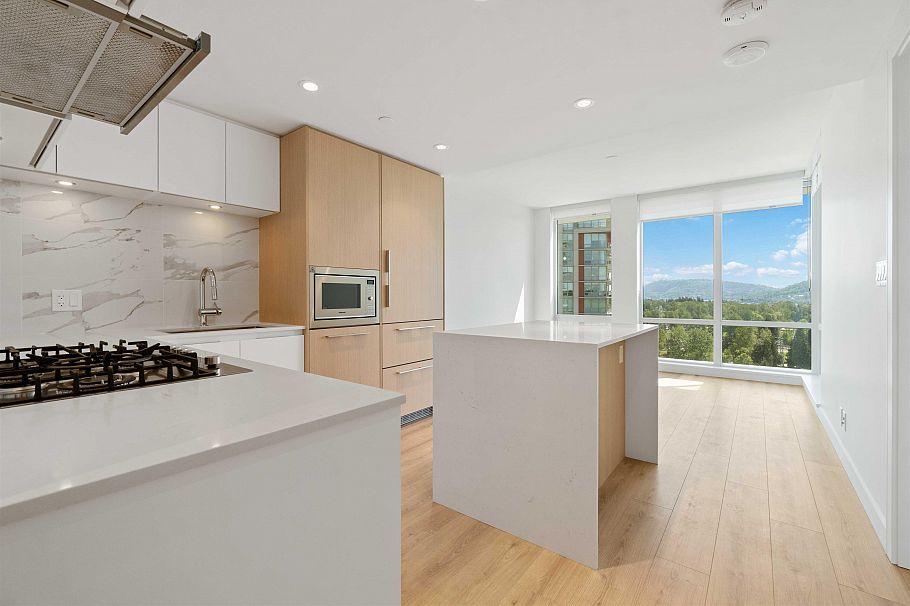 2304 1500 Fern Street North Vancouver, BC - 6