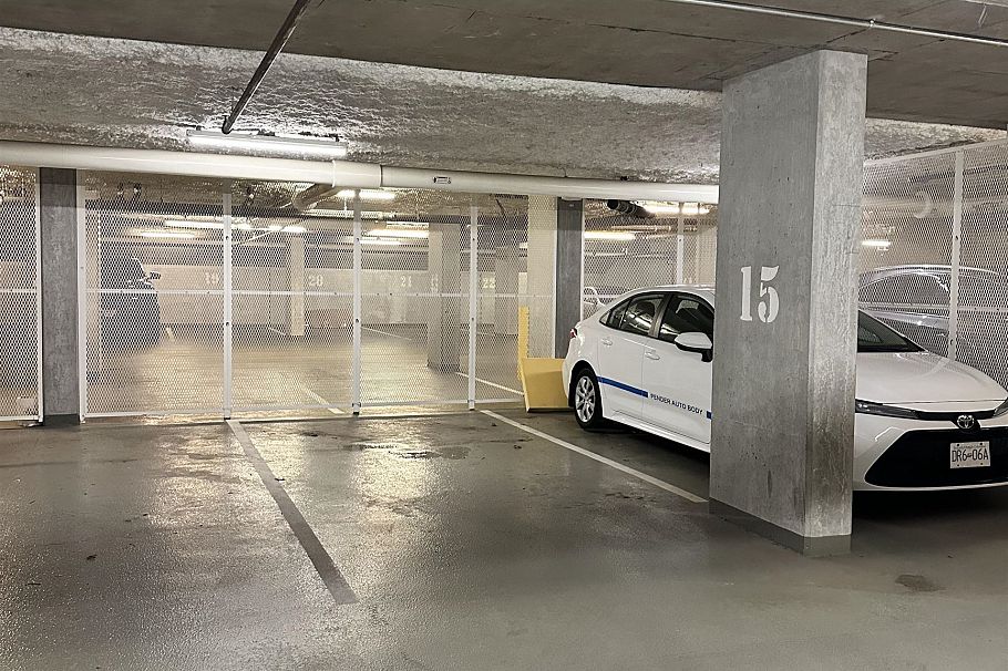 2409 3663 Crowley Drive Vancouver, BC - 12