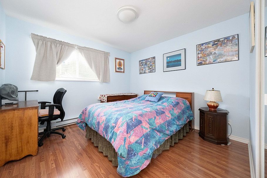 628 E 21st Street North Vancouver, BC - 20