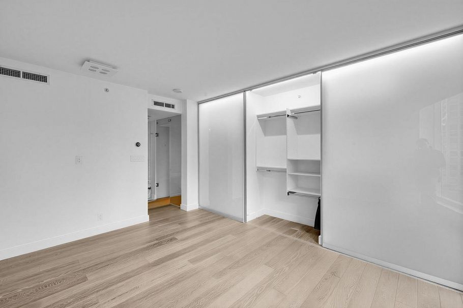 1202 1499 W Pender Street Vancouver, BC - 10