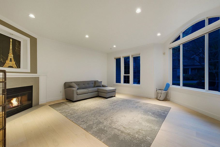 1261 Eldon Road North Vancouver, BC - 9