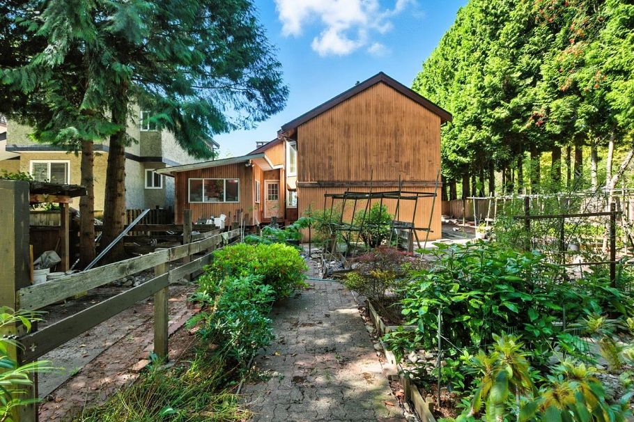 6710 Radisson Street Vancouver, BC - 26