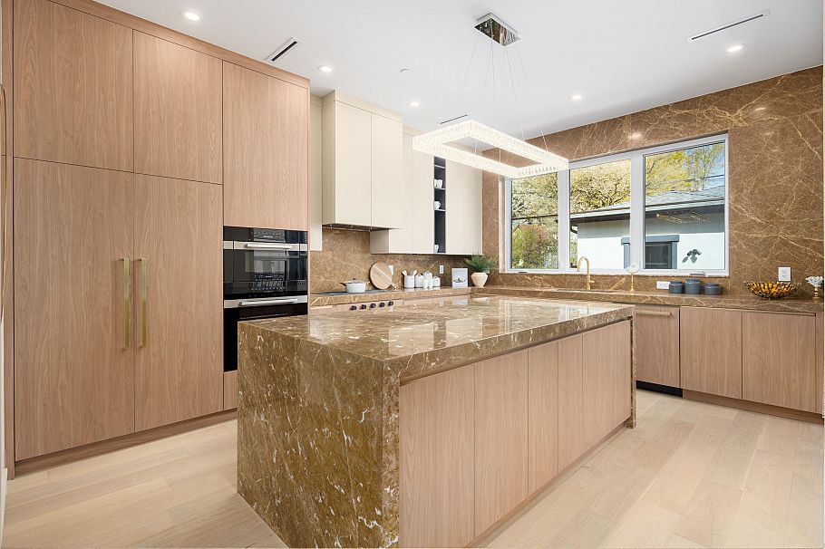 6664 Balsam Street Vancouver, BC - 5