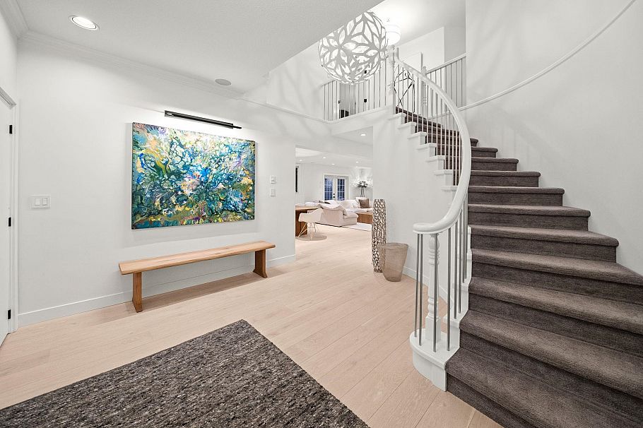 1261 Eldon Road North Vancouver, BC - 13