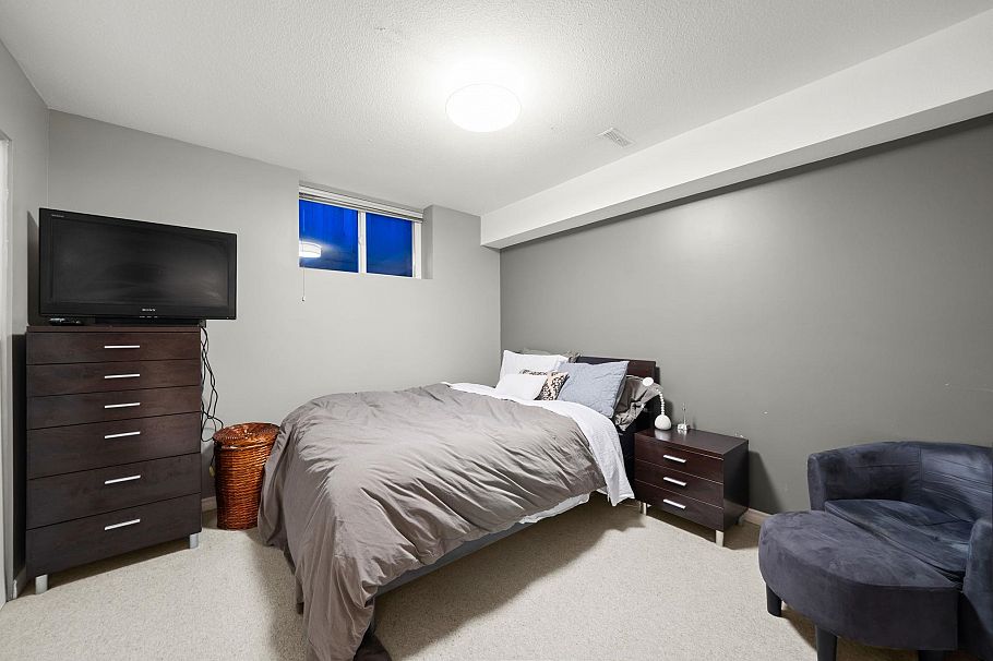 1261 Eldon Road North Vancouver, BC - 21