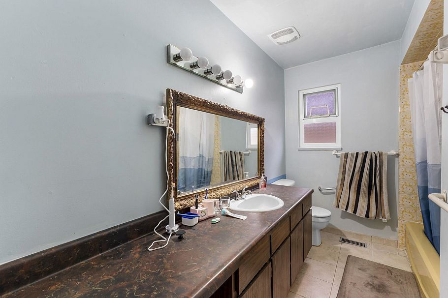 3361 William Street Vancouver, BC - 22