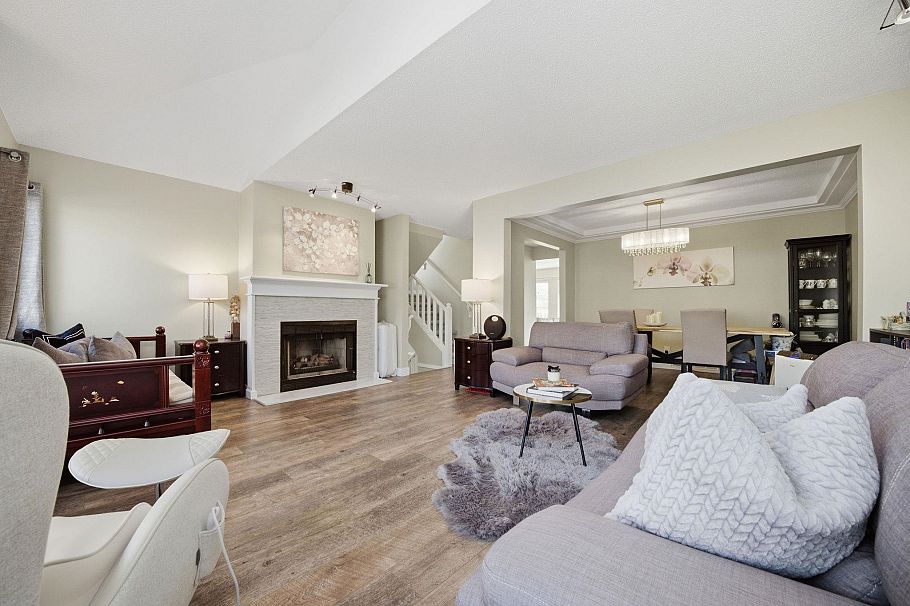 817 Roche Point Drive North Vancouver, BC - 5