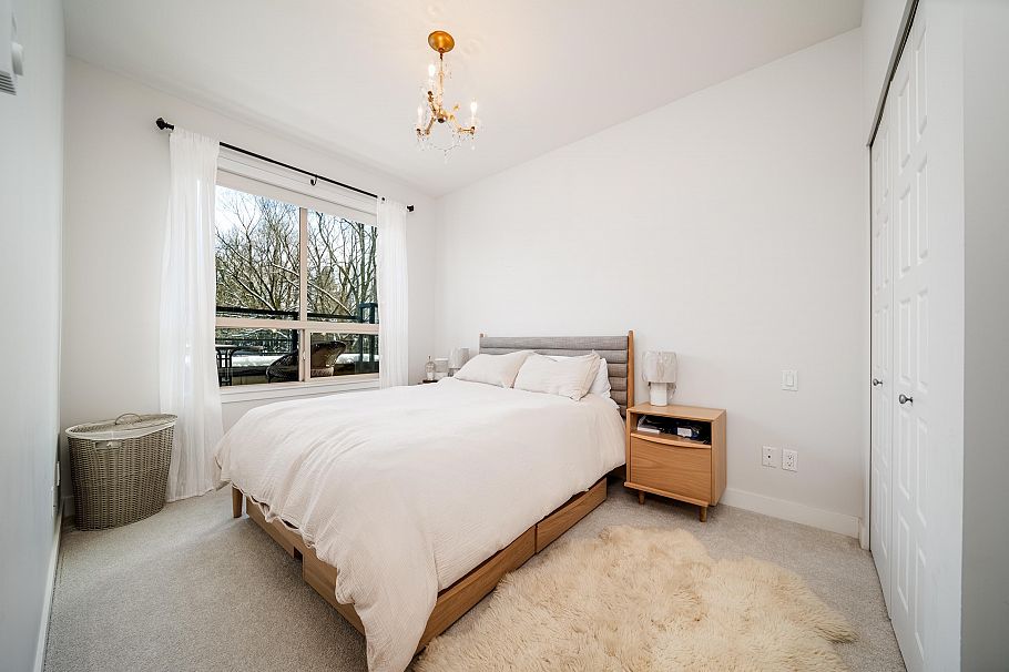 PH2 885 Salsbury Drive Vancouver, BC - 8