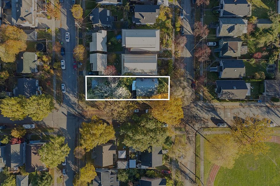 2305 Turner Street Vancouver, BC - 16