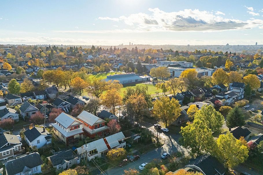 2305 Turner Street Vancouver, BC - 13