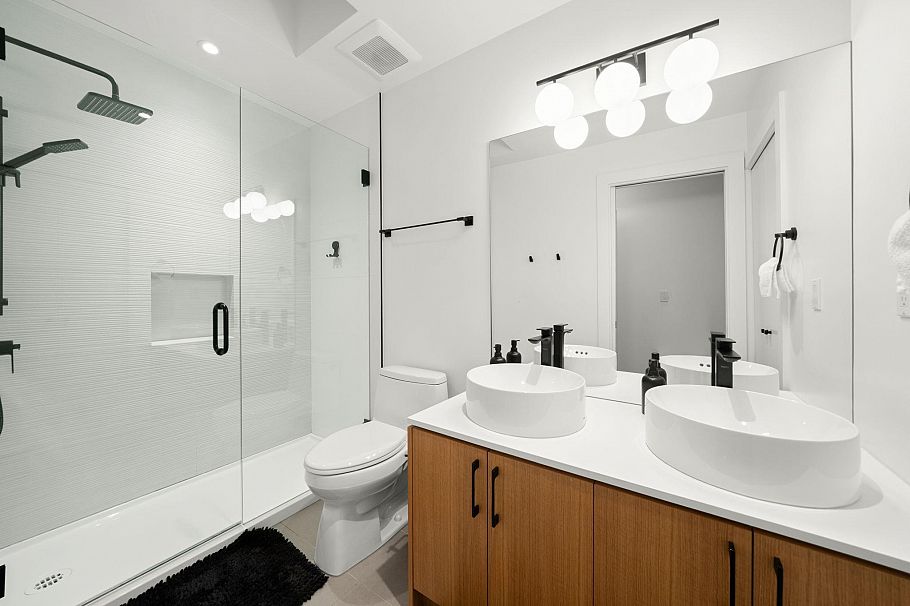 1261 Eldon Road North Vancouver, BC - 19