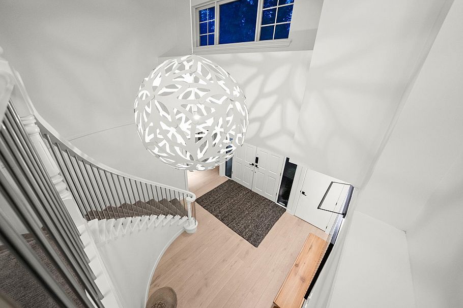 1261 Eldon Road North Vancouver, BC - 14